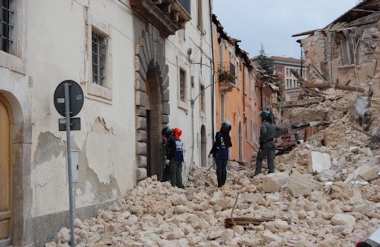 Terremoto dell'Aquila, una nuova sentenza colpevolizza gli studenti che hanno perso la vita