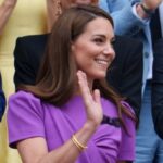 Kate Middleton salute