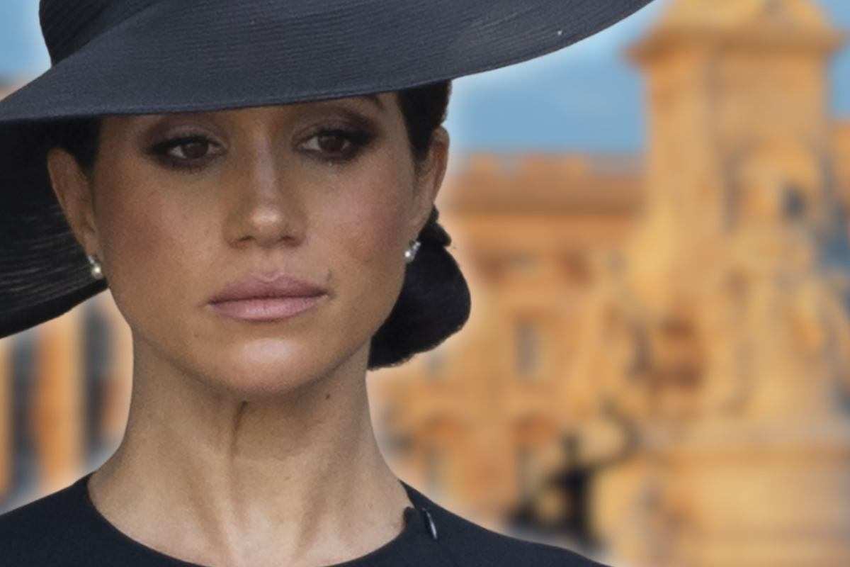 Meghan Markle telefonata controversa Buckingham Palace