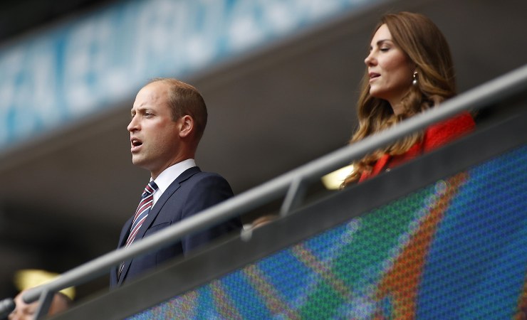 decisione di William e Kate: basta privilegi per i loro tre figli 