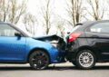 Auto prestata, incidente stradale